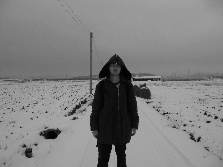 I took this in a rice paddy on the outskirts of Guemchon.